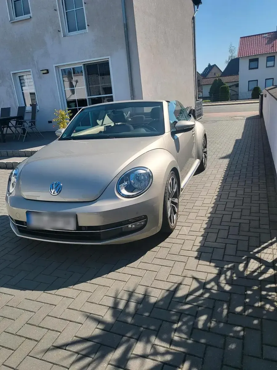 Gebraucht VW Beetle 105 PS (77 kW) 2014 Gold Kleinwagen