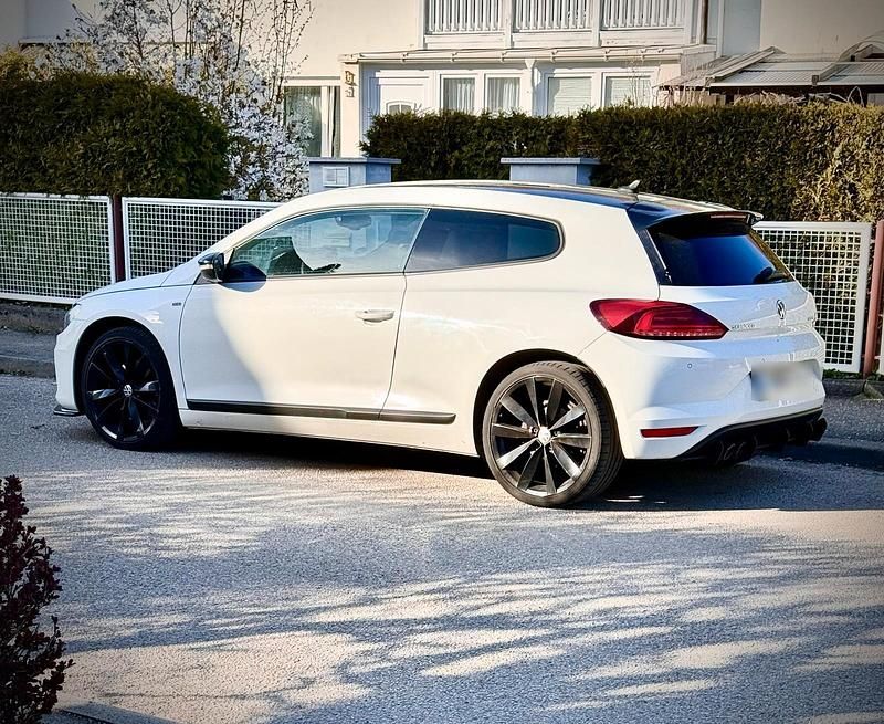 Gebraucht VW Scirocco CLUB 180 PS (132 kW) 2016 Weiß Coupé