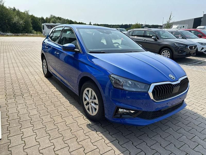 Gebraucht Skoda Fabia Selection 80 PS (58 kW) 2024 Blau Kleinwagen