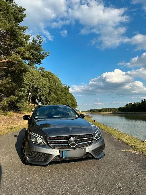 Gebraucht Mercedes 250 204 PS (150 kW) 2017 Grau Limousine