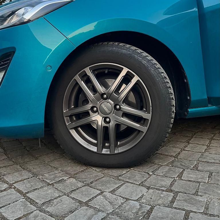 Gebraucht Ford Fiesta Vignale 120 PS (88 kW) 2017 Blau Limousine