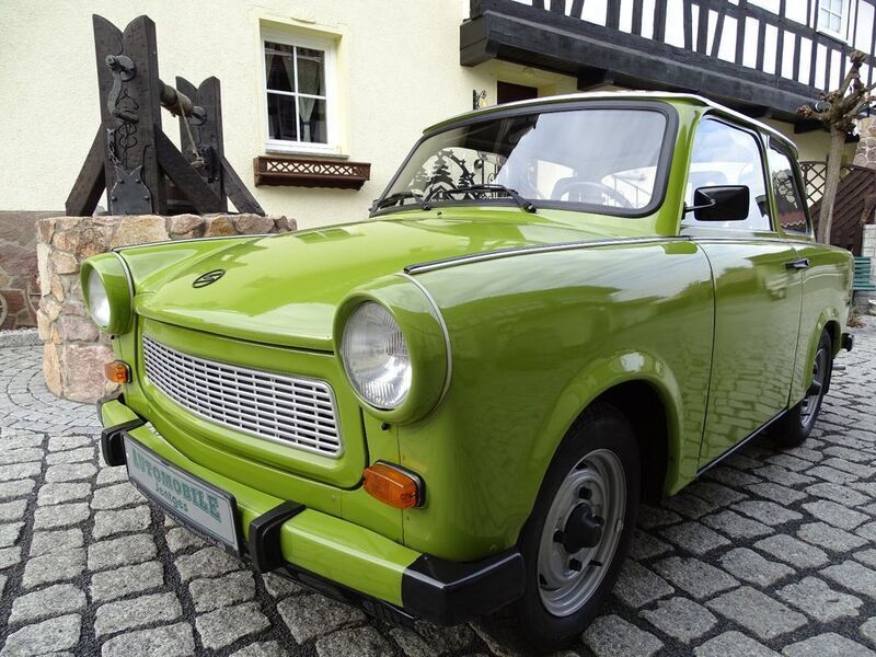 Weiß Gebraucht 1986 Trabant 601 Limousine | 11.999 € - Bild 1/4
