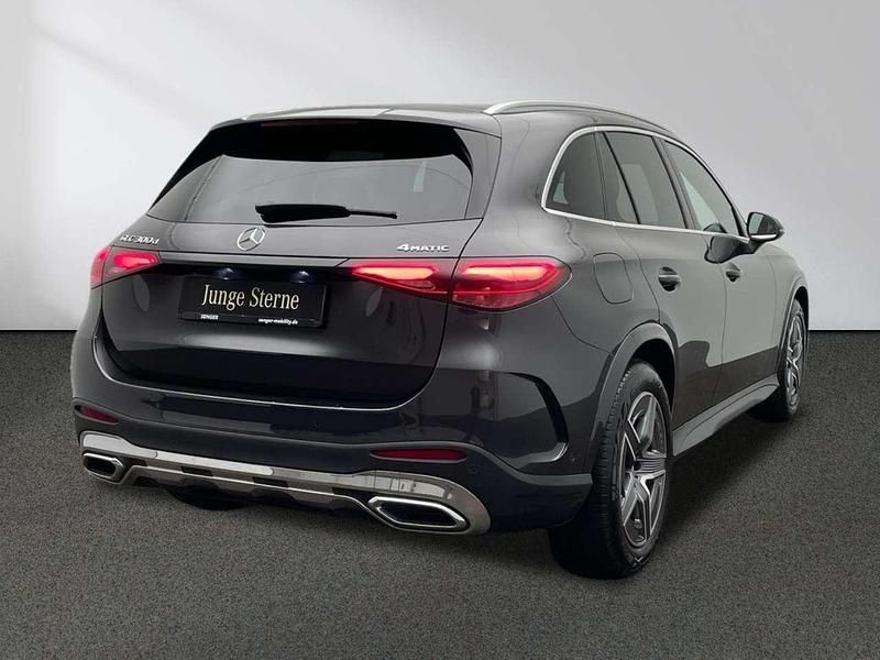 Gebraucht Mercedes GLC300 AMG 269 PS (197 kW) 2024 Grau SUV