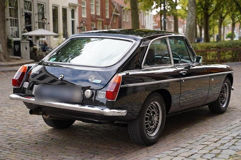 Second-hand MG B GT 160 CP (117 kW) 1976 Negru Coupe