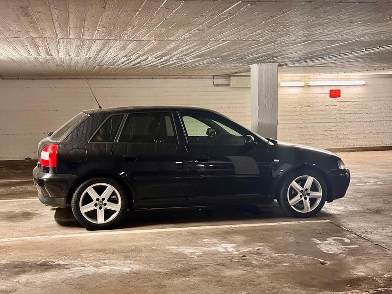 Gebraucht Audi A3 150 PS (110 kW) 2002 Schwarz Kleinwagen
