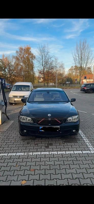 Gebraucht BMW 750 367 PS (269 kW) 2007 Schwarz Limousine