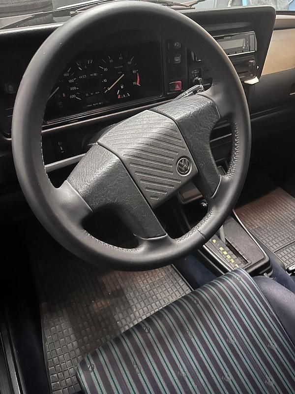 Gebraucht VW Golf Cabriolet 98 PS (72 kW) 1990 Blau Cabrio