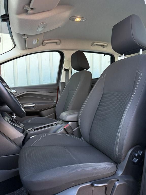 Gebraucht Ford C-MAX Business Edition 101 PS (74 kW) 2017 Cranberryrot metallic Van / Kleinbus