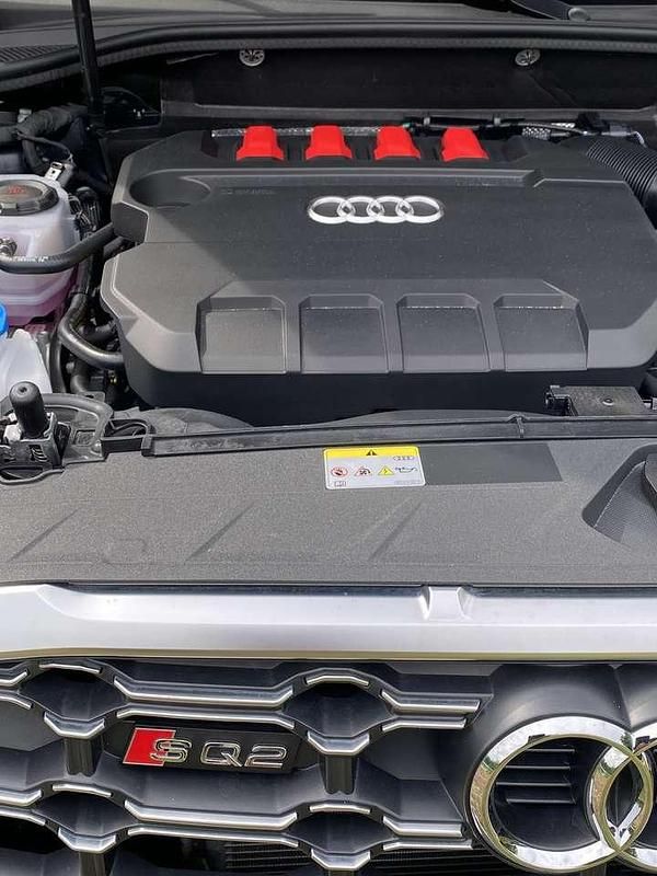 Gebraucht Audi SQ2 300 PS (220 kW) 2024 Blau SUV