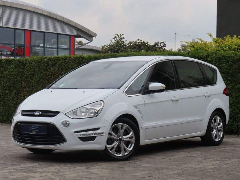 Gebraucht Ford S-MAX Sport 140 PS (102 kW) 2013 Weiß Van / Kleinbus