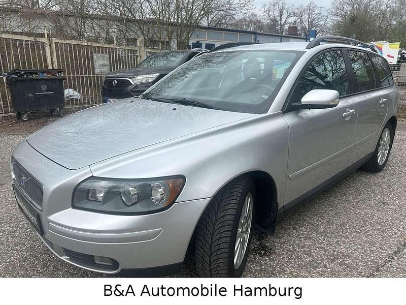 Gebraucht Volvo V50 Momentum 140 PS (102 kW) 2005 Silber Kombi