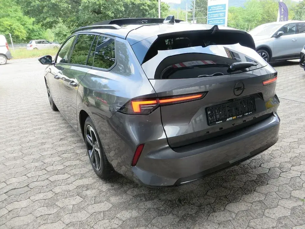 Gebraucht Opel Astra 131 PS (96 kW) 2025 Grau Kleinwagen