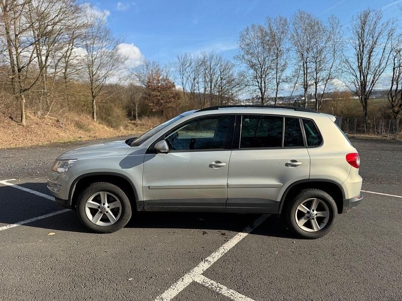 Gebraucht VW Tiguan Track & Field 200 PS (147 kW) 2008 Silber SUV