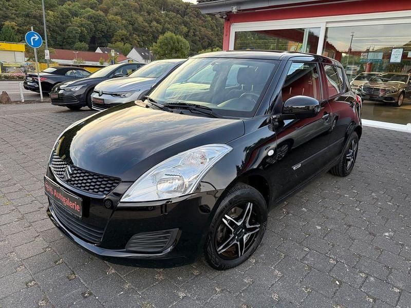 Schwarz Gebraucht 2011 Suzuki Swift Limousine | 5.700 € (Fairer Preis) - Bild 1/4