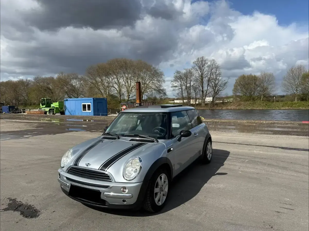 Occasion Mini ONE 90 ch (66 kW) 2002 Argent Citadine