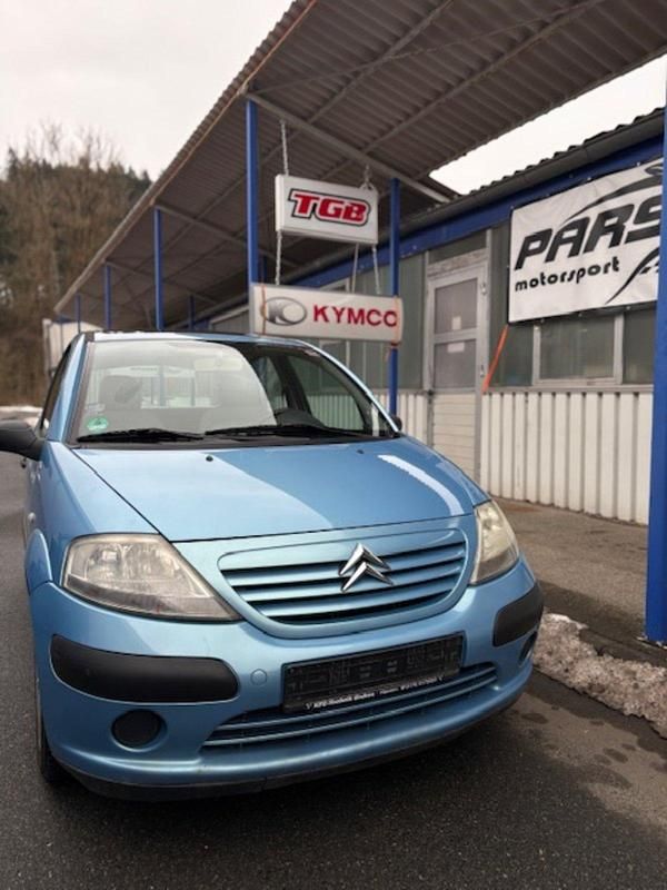 Blau Gebraucht 2003 Citroën C3 Limousine | 1.300 € - Bild 1/4