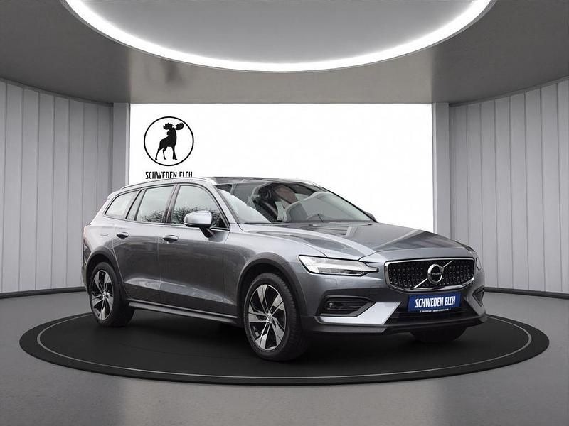 Gebraucht Volvo V60 CC 150 PS (110 kW) 2019 Grau Kombi
