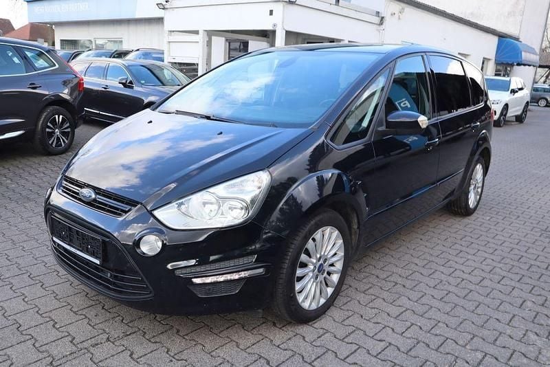 Gebraucht Ford S-MAX Titanium 163 PS (119 kW) 2015 Panther black (metallic) Van / Kleinbus