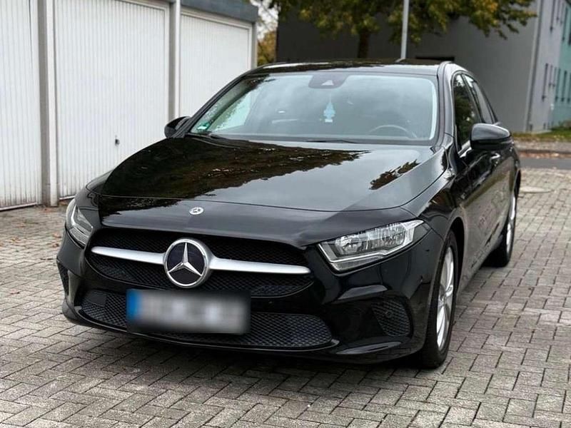 Gebraucht Mercedes A220 190 PS (139 kW) 2019 Schwarz Limousine