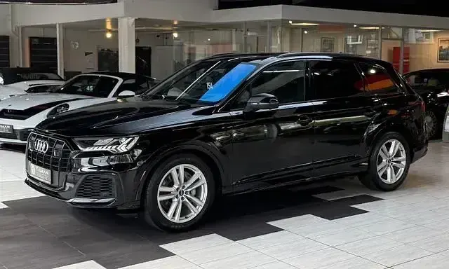 Gebraucht Audi Q7 S-Line 340 PS (250 kW) 2023 Mythosschwarz SUV