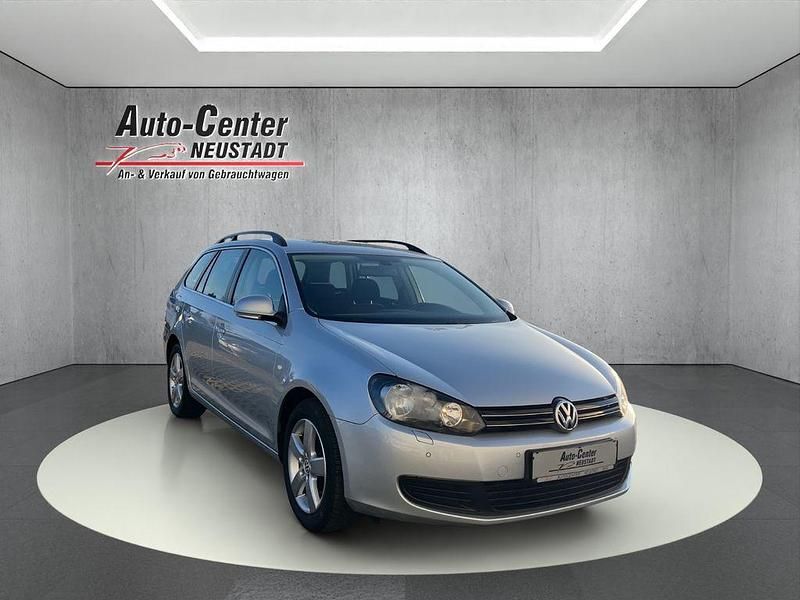 Silber Gebraucht 2012 VW Golf VI Comfortline Kleinwagen | 5.750 € (Fairer Preis) - Bild 1/4