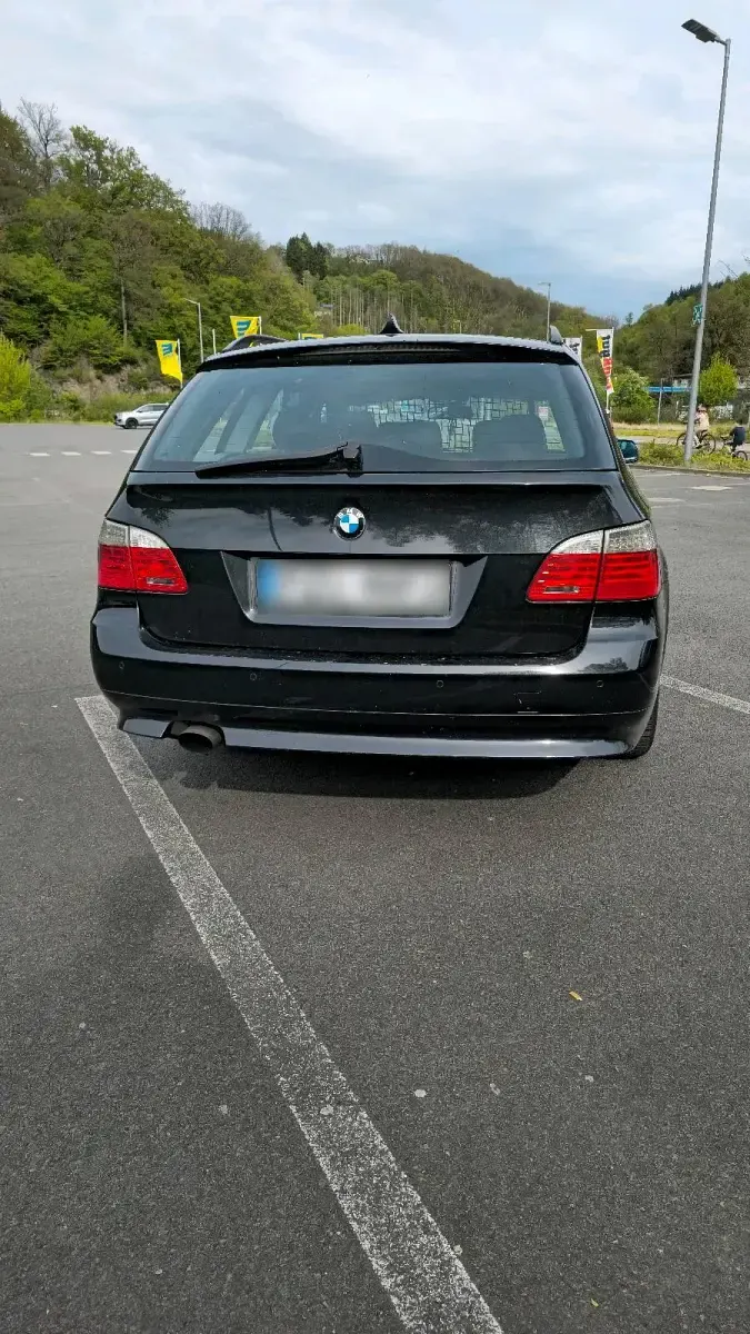 Gebraucht BMW 520 163 PS (119 kW) 2007 Kombi