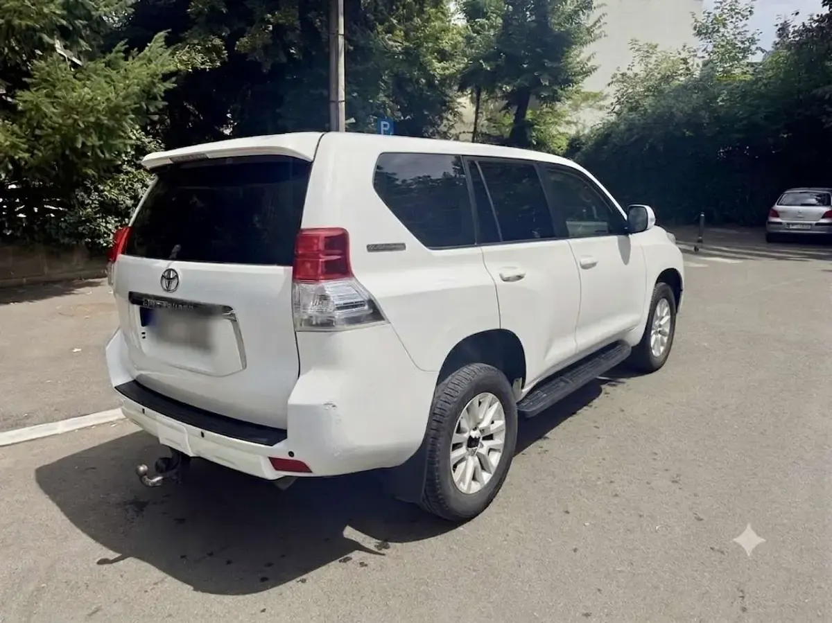 Gebraucht Toyota Land Cruiser Prado 190 PS (139 kW) 2013 Violett SUV