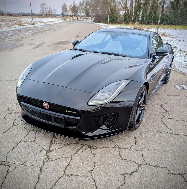 Gebraucht Jaguar F-Type R-Dynamic 300 PS (220 kW) 2018 Schwarz Coupé