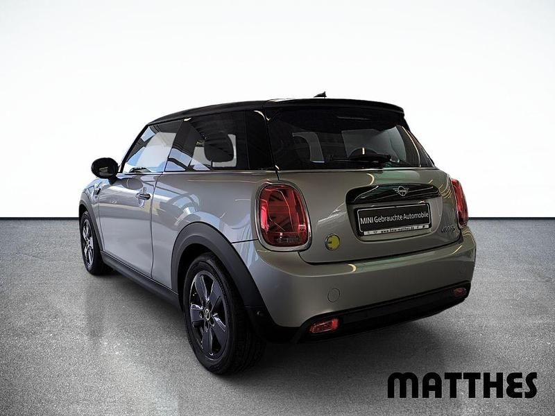 Gebraucht Mini Cooper SE Essential 135 kW (184 PS) 2023 Silber Kleinwagen