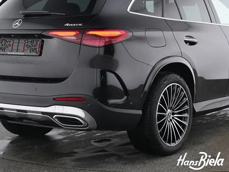 Gebraucht Mercedes GLC400d AMG 381 PS (280 kW) 2025 Lack obsidianschwarz SUV