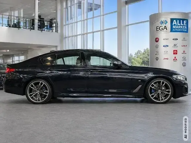 Gebraucht BMW M550 Sport Line 530 PS (389 kW) 2021 Schwarz Limousine
