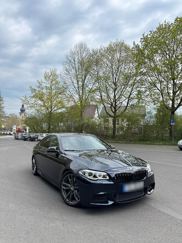 Używany BMW M550 381 KM (280 kW) 2016 Czarny Sedan/Limuzyna