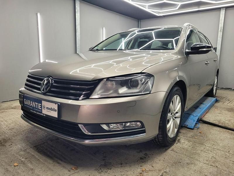 Braun Gebraucht 2014 VW Passat Edition Kombi | 9.900 € (Fairer Preis) - Bild 1/4