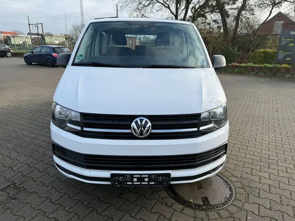 Usata VW Multivan Trendline 150 CV (110 kW) 2016 Bianco Monovolume