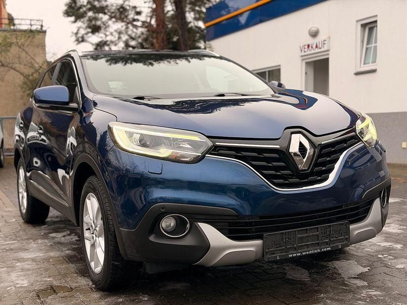 Blau Gebraucht 2016 Renault Kadjar XMOD SUV | 9.950 € (Superpreis) - Bild 1/4