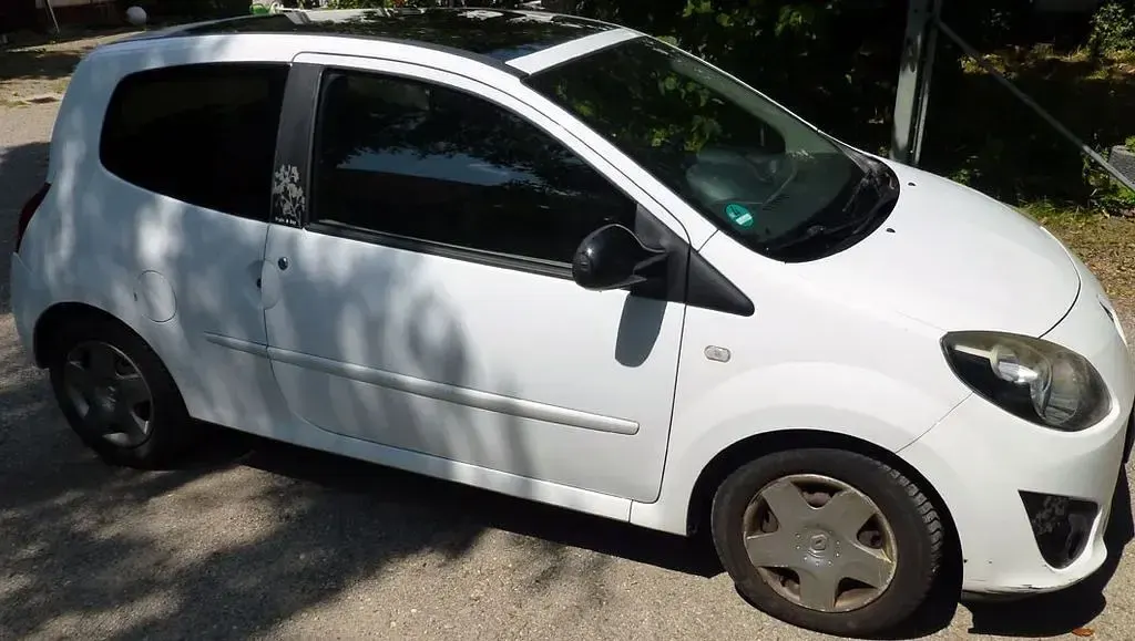 Gebraucht Renault Twingo Night&Day 76 PS (55 kW) 2009 Weiß Kleinwagen