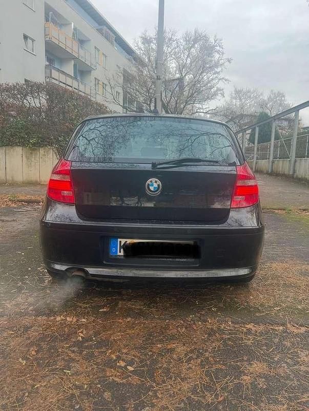 Gebraucht BMW 118 Lifestyle 143 PS (105 kW) 2012 Kleinwagen
