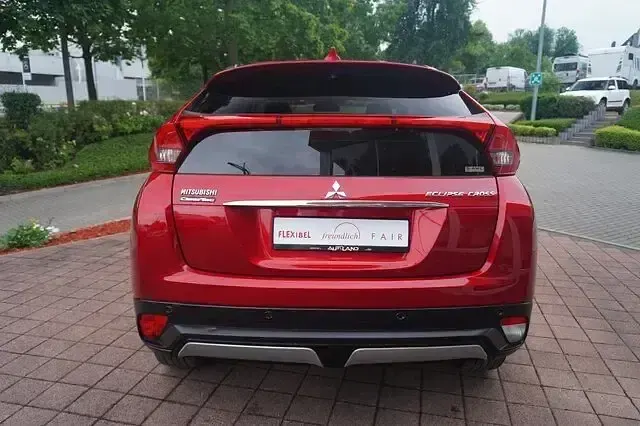 Gebraucht Mitsubishi Eclipse Cross Top 163 PS (119 kW) 2018 Rot SUV