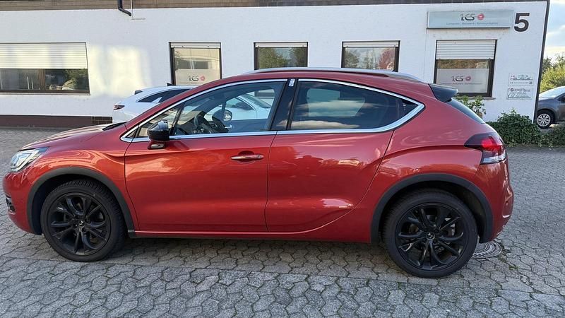 Gebraucht Citroën DS4 150 PS (110 kW) 2015 Rot Kleinwagen