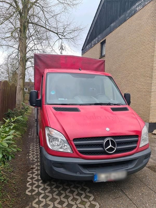 Rot Gebraucht 2006 Mercedes Sprinter Van | 7.999 € (Teuer) - Bild 1/4