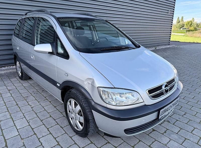 Gebraucht Opel Zafira Njoy 125 PS (91 kW) 2004 Starsilber/silver iii Van / Kleinbus