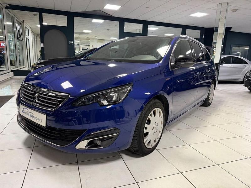 Gebraucht Peugeot 308 GT 131 PS (96 kW) 2017 Magneticblau/metallic Kombi