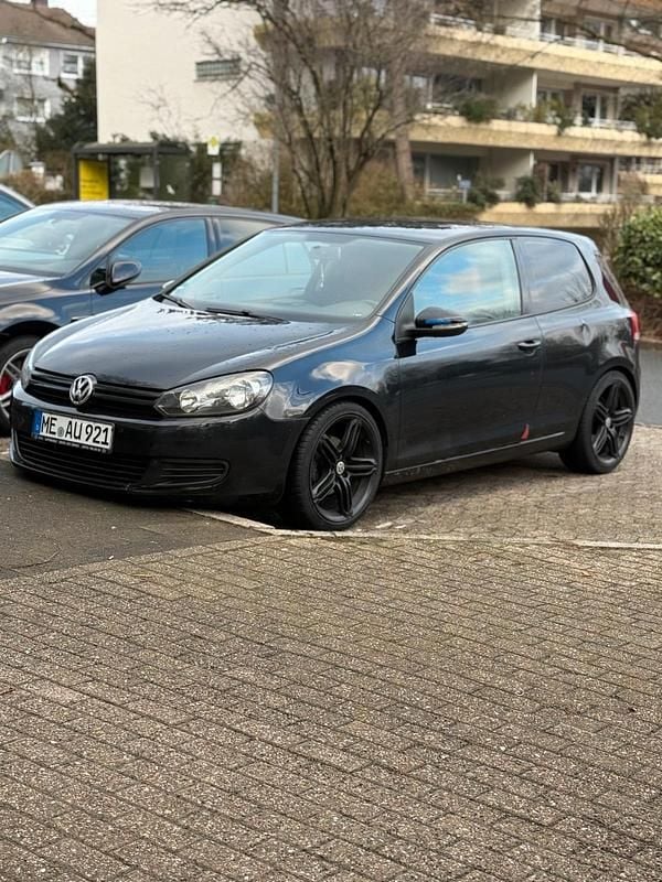 Gebraucht VW Golf VI 105 PS (77 kW) 2009 Schwarz Kleinwagen