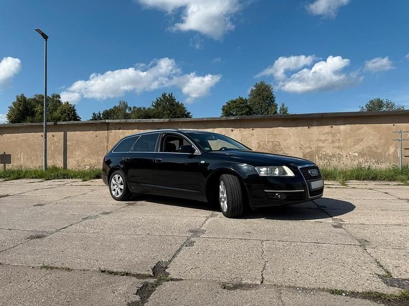 Schwarz Gebraucht 2007 Audi A6 Kombi | 2.499 € (Guter Preis) - Bild 1/4
