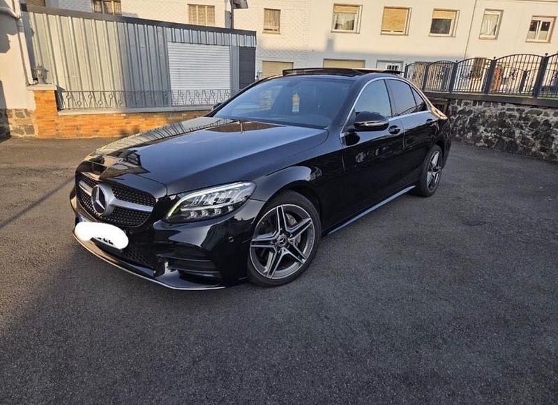 Schwarz Gebraucht 2019 Mercedes C200 Limousine | 22.500 € - Bild 1/4