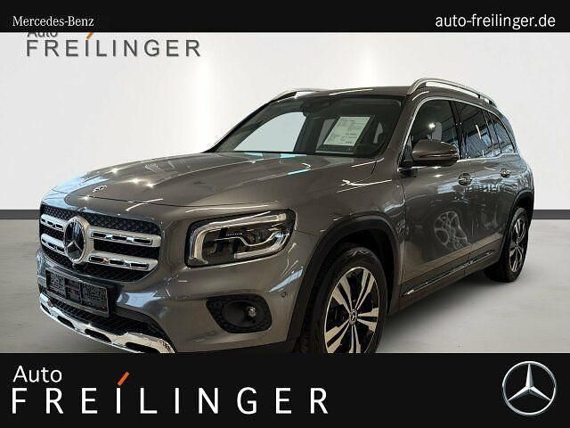 Grau Gebraucht 2020 Mercedes GLB200 SUV | 35.900 € (Teuer) - Bild 1/4