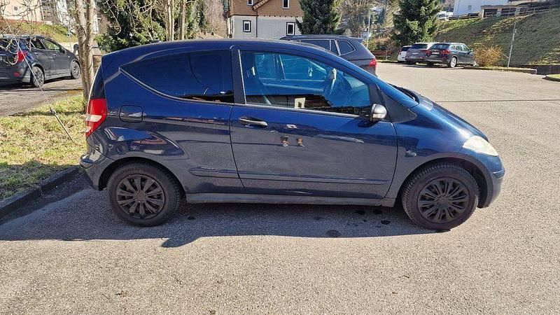 Gebraucht Mercedes A150 Classic 95 PS (69 kW) 2007 Blau Van / Kleinbus