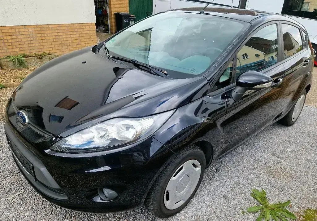 Gebraucht Ford Fiesta Trend 82 PS (60 kW) 2011 Schwarz Limousine