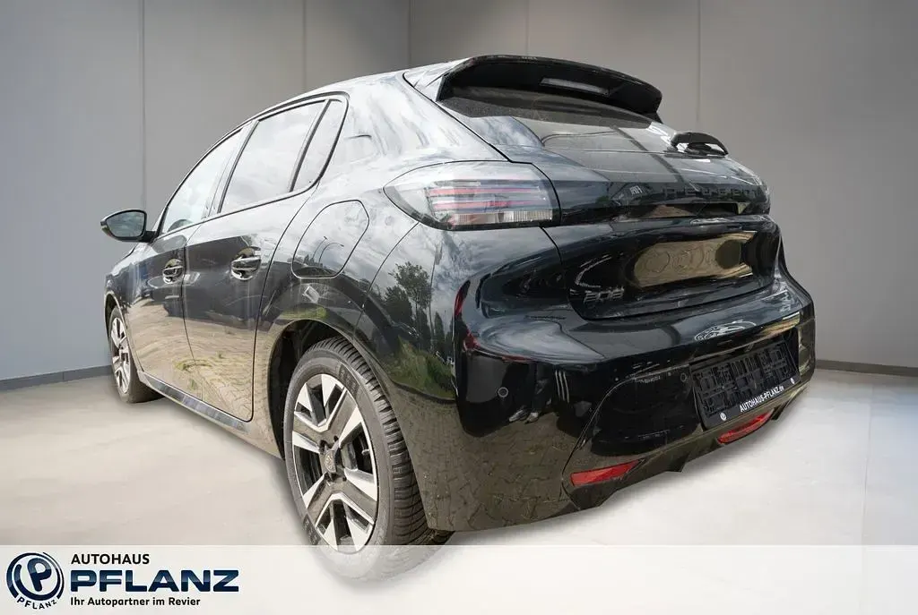 Gebraucht Peugeot 208 Allure 101 PS (74 kW) 2024 Schwarz Kleinwagen