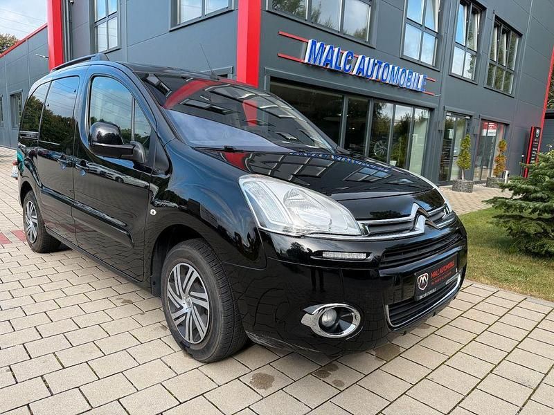 Schwarz Gebraucht 2013 Citroën Berlingo Exclusive Van / Kleinbus | 9.400 € (Etwas zu teuer) - Bild 1/4